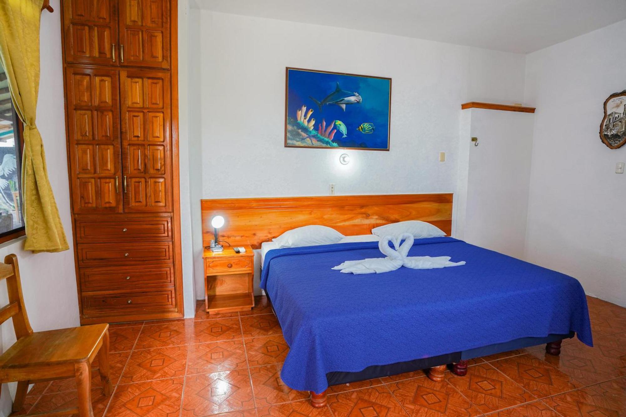 Galapagos Verde Azul Puerto Ayora  Eksteriør billede
