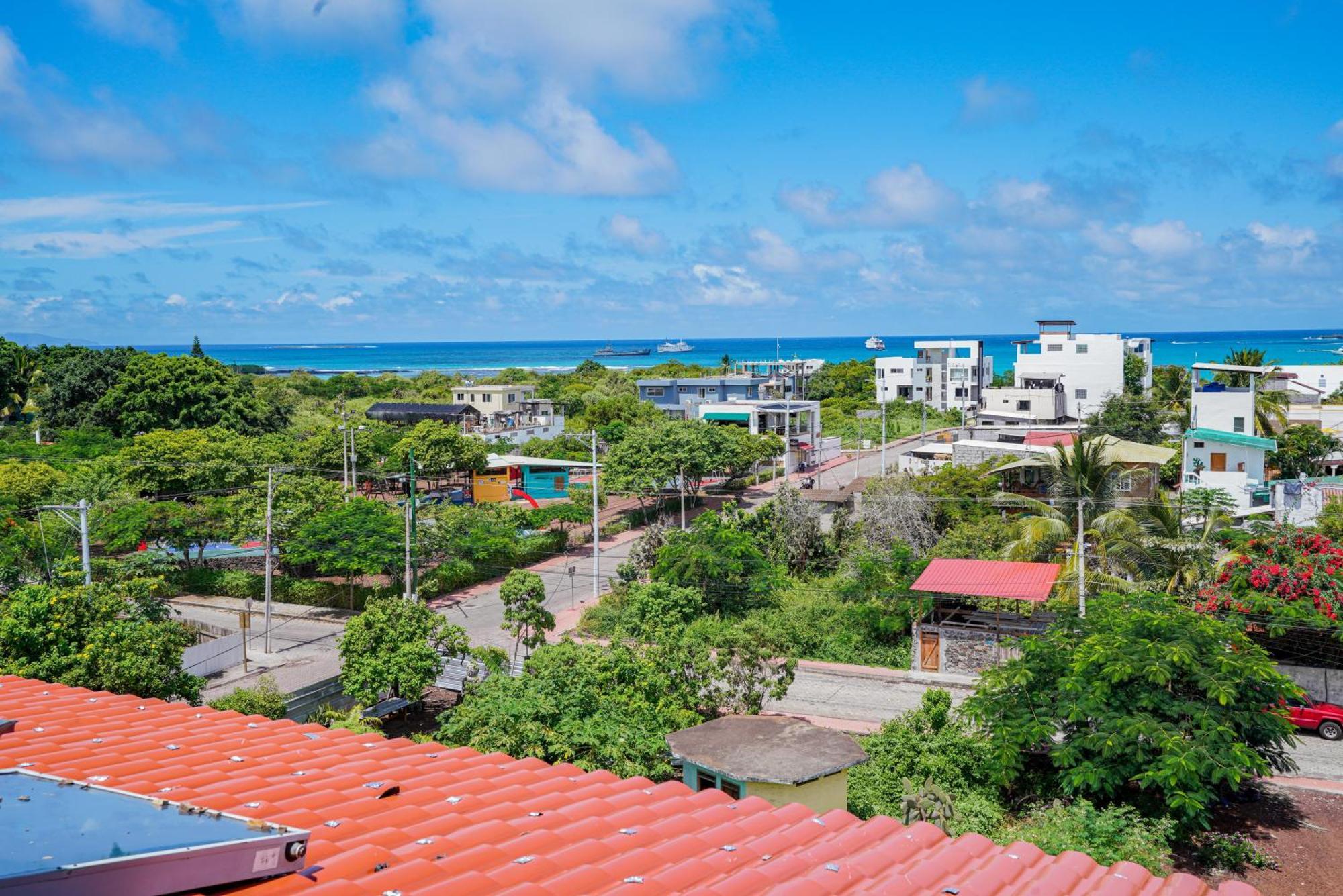 Galapagos Verde Azul Puerto Ayora  Eksteriør billede